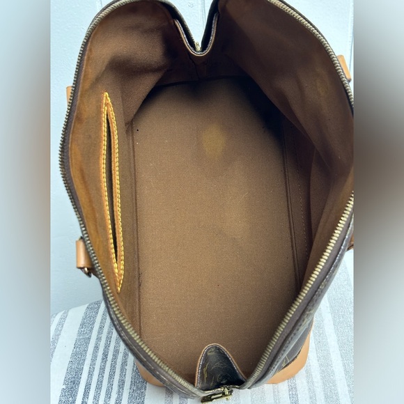 LOUIS VUITTON ALMA PM AUTHENTIC - Picture 4 of 16